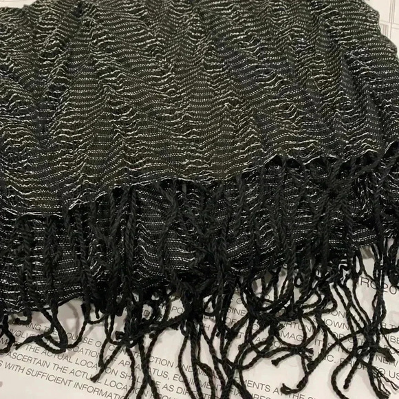 Scarf - Picture 5 of 5